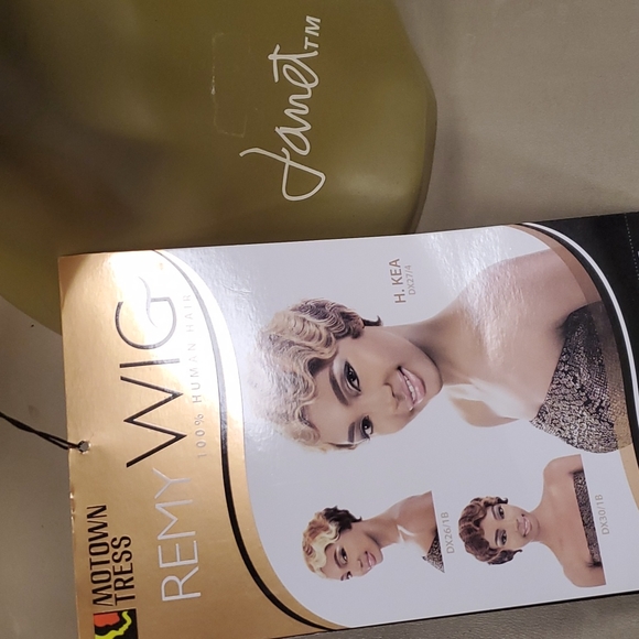 Burgundy 100% Human Hair Finger wave wig New with tags short - Picture 12 of 12